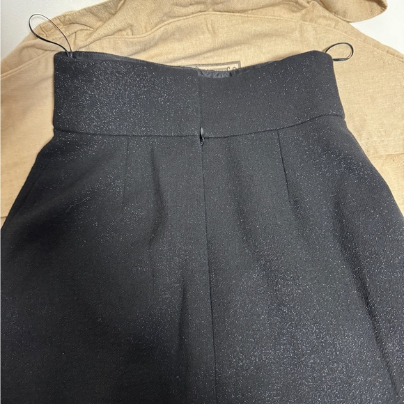 CHANEL - Picture 8 of 15